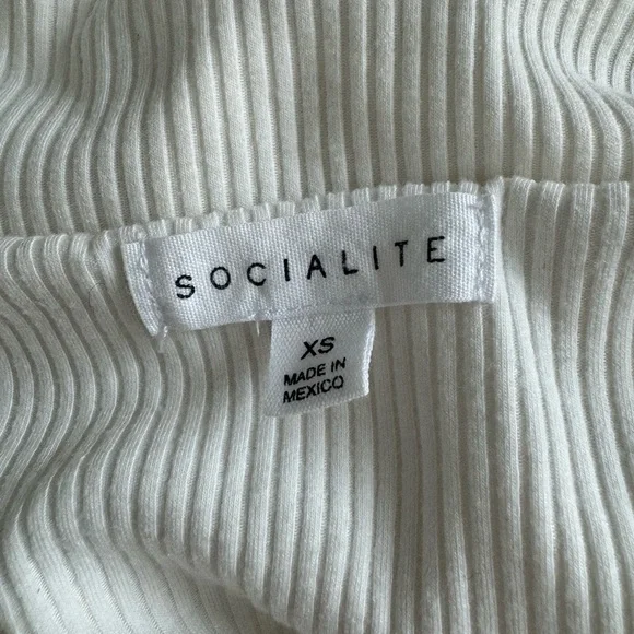 Socialite White Ribbed Cutout Midi Dress - Picture 6 of 6